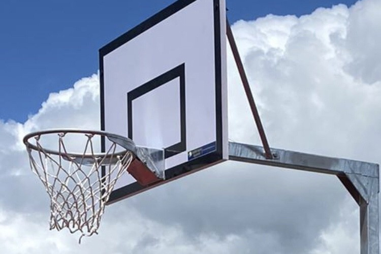 Basketball Hoop Buying Advantages Versus Other Basketball Australia